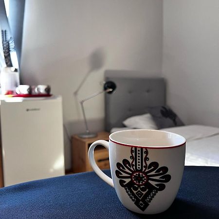Gosciniec Folkier Hostel Згеж Екстериор снимка
