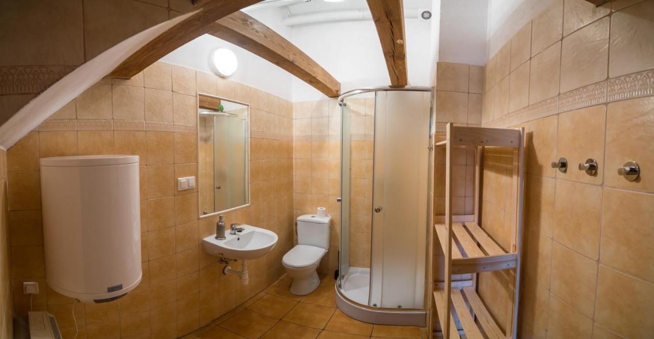 Gosciniec Folkier Hostel Згеж Екстериор снимка