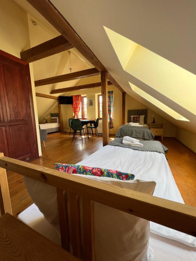Gosciniec Folkier Hostel Згеж Екстериор снимка