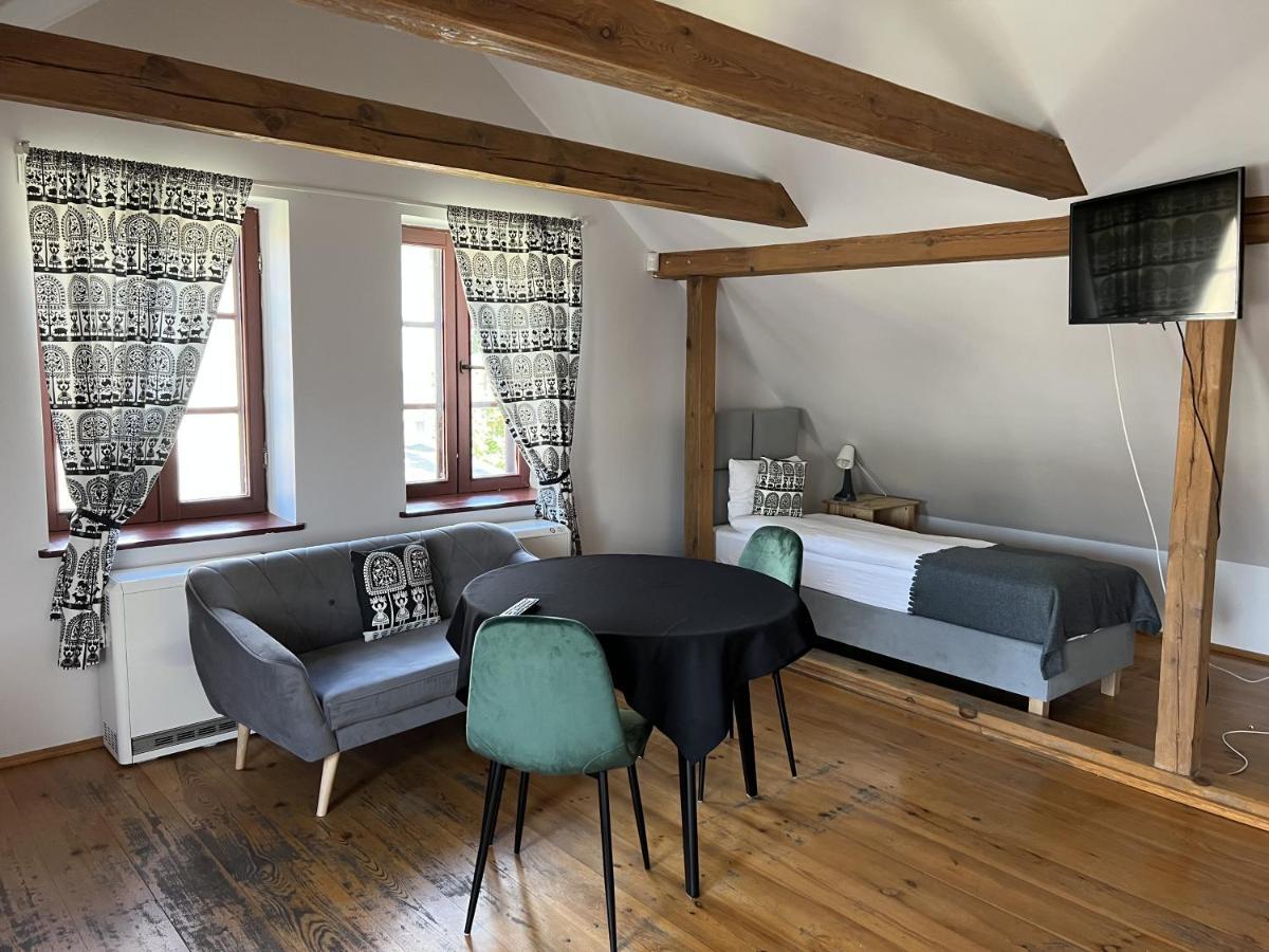Gosciniec Folkier Hostel Згеж Екстериор снимка